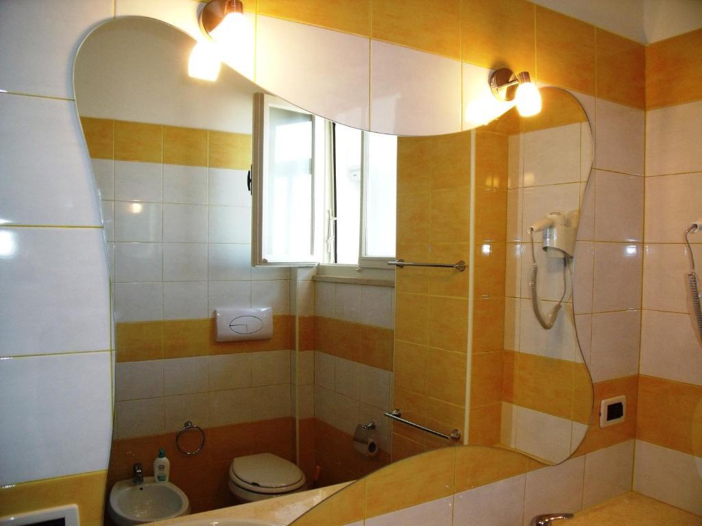 Aragonese Acomodação com café da manhã Reggio Calabria Exterior foto